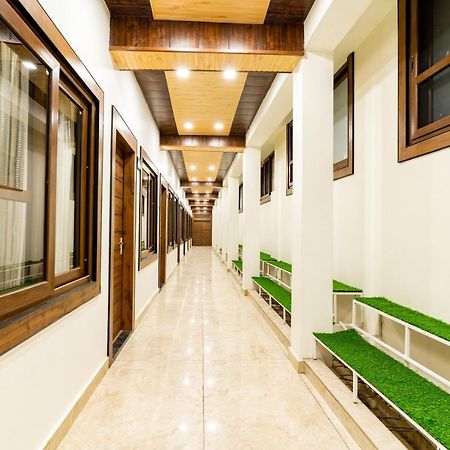 Hotel Woodland Nainital Bagian luar foto