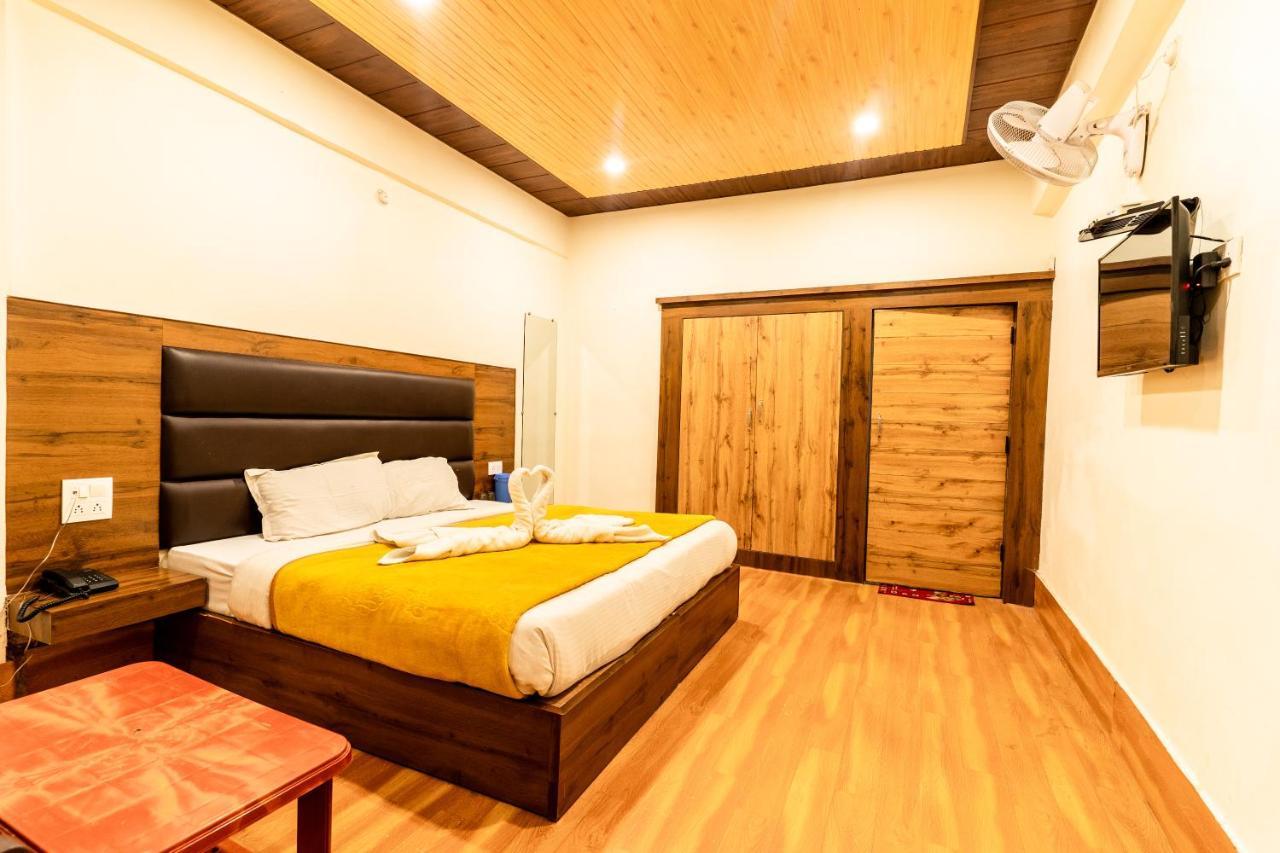 Hotel Woodland Nainital Bagian luar foto