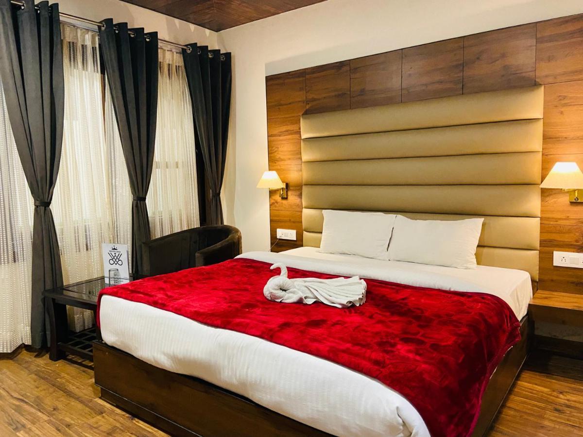 Hotel Woodland Nainital Bagian luar foto